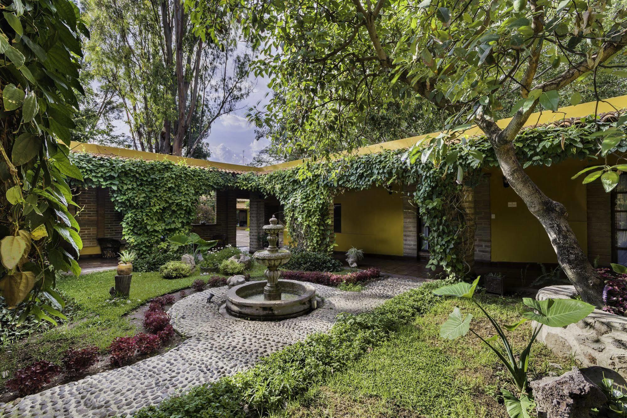 Quinta San Carlos San Pedro Tesistán Eksteriør bilde