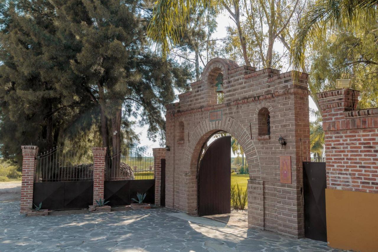 Quinta San Carlos San Pedro Tesistán Eksteriør bilde